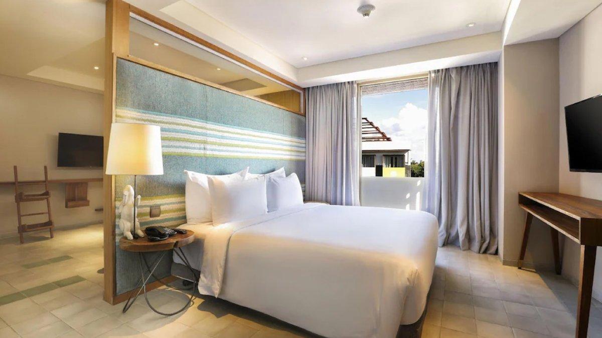 Liberta Suites Seminyak, satu hotel bintang 4 di Seminyak Bali.