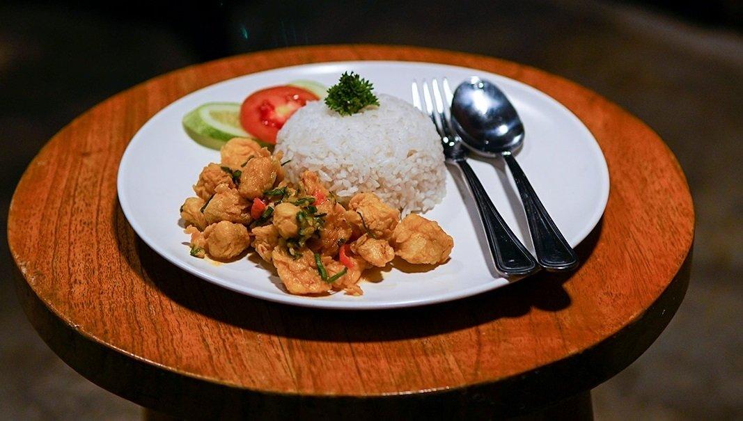 Lotu Coffee & Eatery, Bandung, Jawa Barat