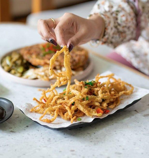 Manca Eatery