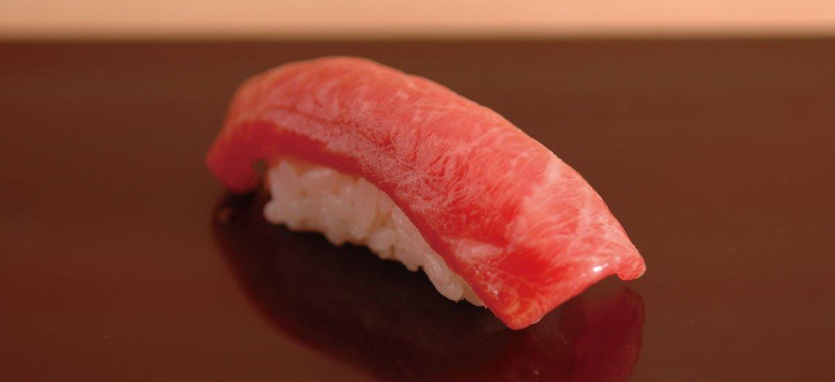 Manten Sushi, satu sushi omakase terbaik di Tokyo Jepang dengan harga kurang dari 5.000 yen.