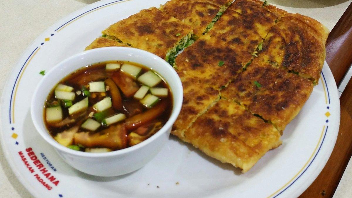 Martabak, satu makanan khas Arab Saudi yang cocok buat dijadikan menu sarapan enak dan mengenyangkan.