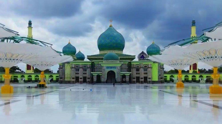 Masjid Agung An-Nur Pekanbaru.