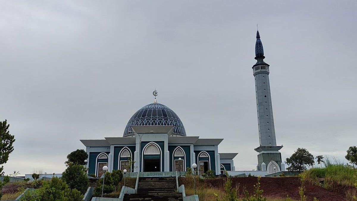 Masjid Raya An-Nur, satu tempat wisata religi di Pekanbaru Riau.