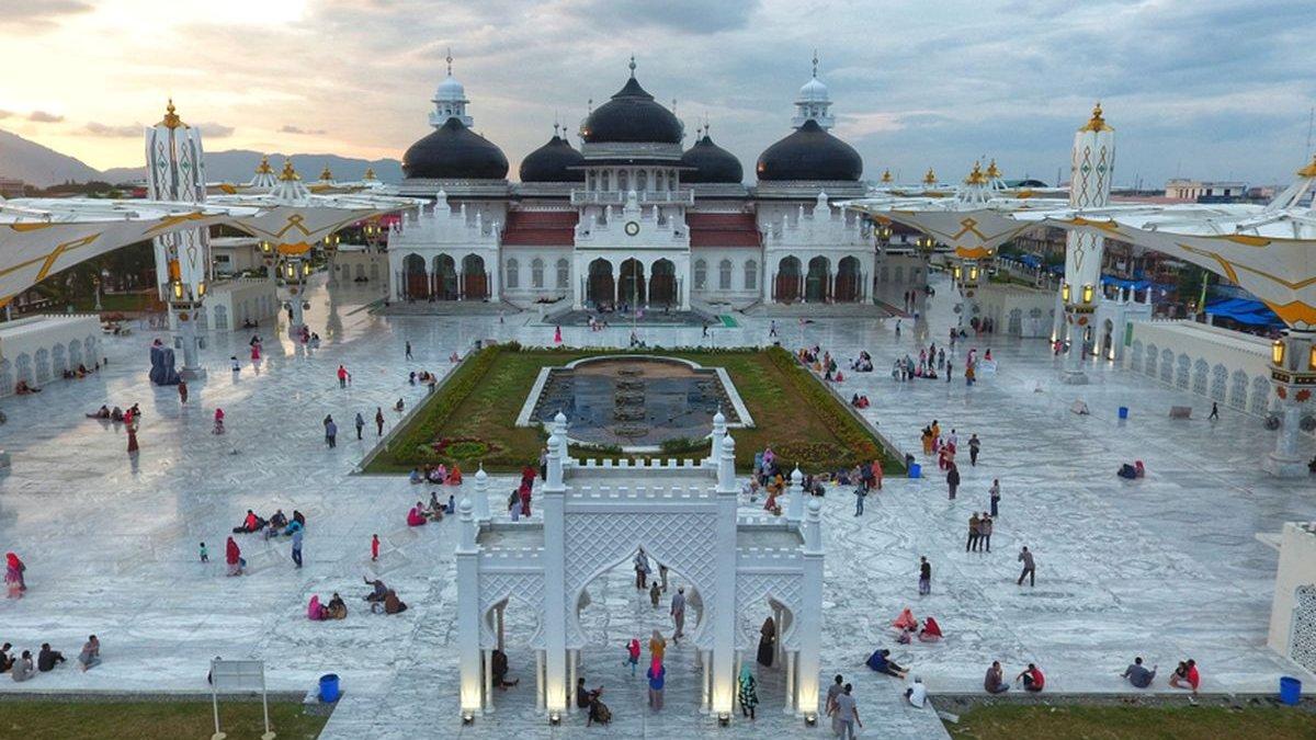 Masjid Raya Baiturrahman.