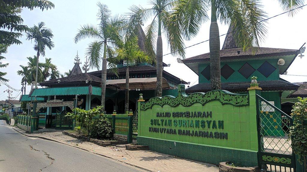 Masjid Sultan Suriansyah, Banjarmasin, Kalimantan Selatan.