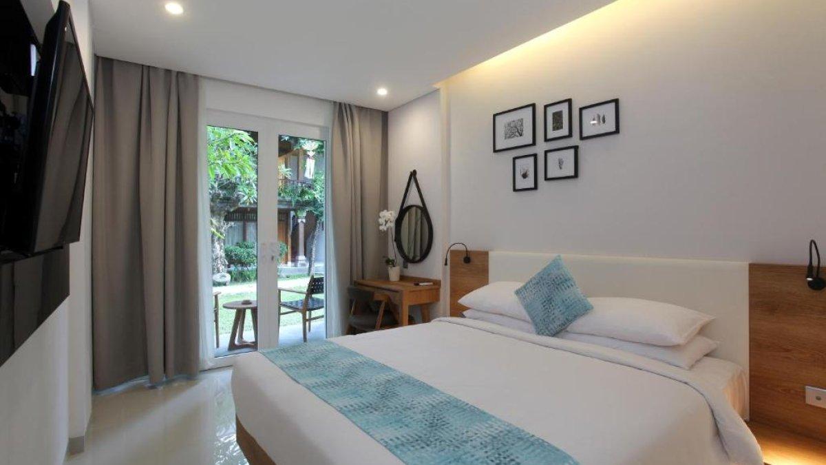 Matahari Bungalow Hotel, satu hotel bintang 3 dekat Pantai Kuta Bali dengan tarif inap mulai Rp 100 ribuan.