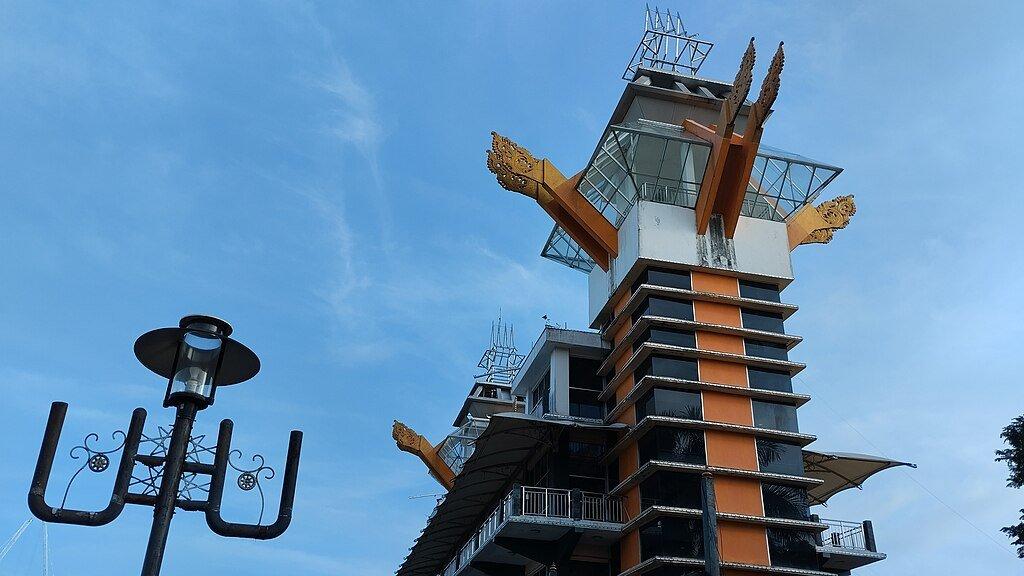 Menara Pandang Banjarmasin, Kalimantan Selatan.