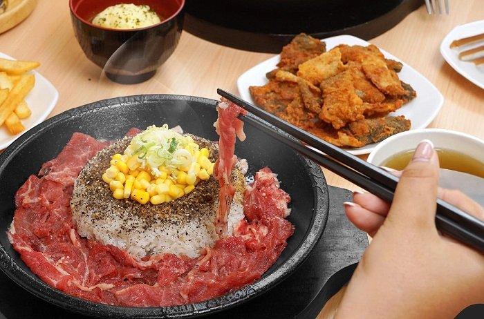 Ilustrasi menu di Pepper Lunch. Selama bulan Ramadhan 2024, Pepper Lunch menawarkan paket bukber bertajuk Sizzling Ramadan.