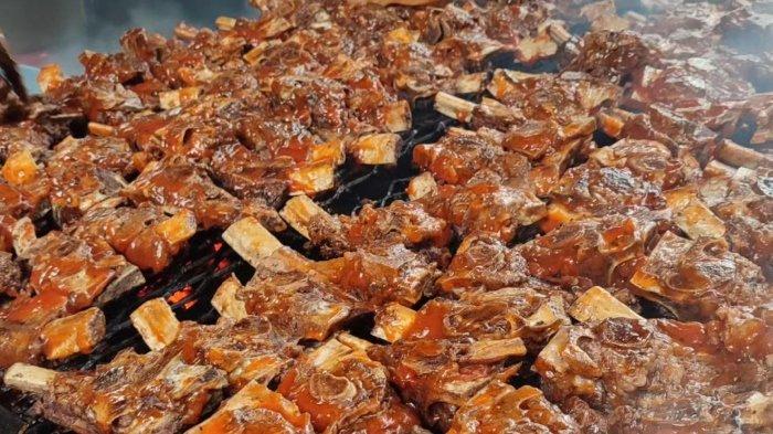 Menu iga bakar di Iga Panggang Panglima BBQ Ribs Jakarta Selatan.