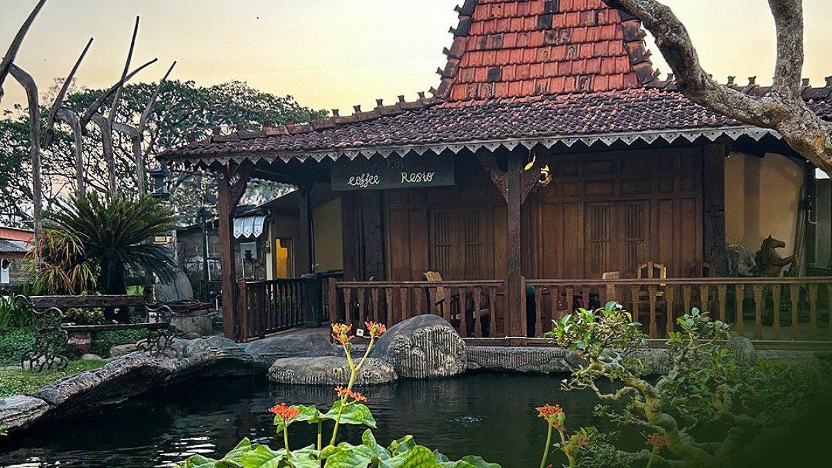 Menu makanan di Koito Resto, tempat makan hidden gem di Klaten, Jawa Tengah.