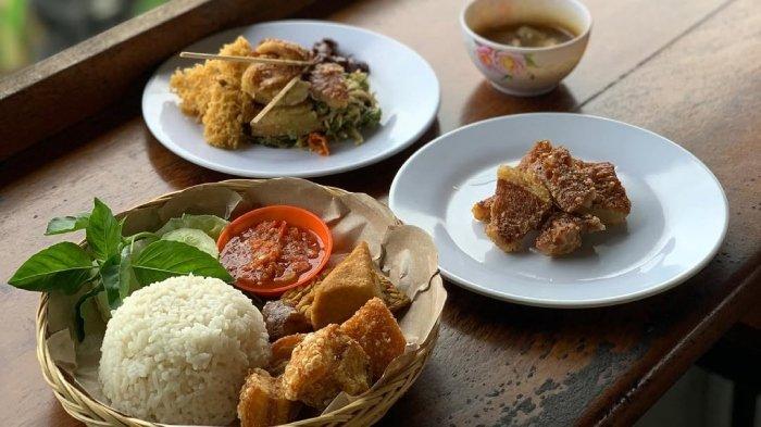 Menu makanan di Warung Men Sedu Tabanan, Bali.