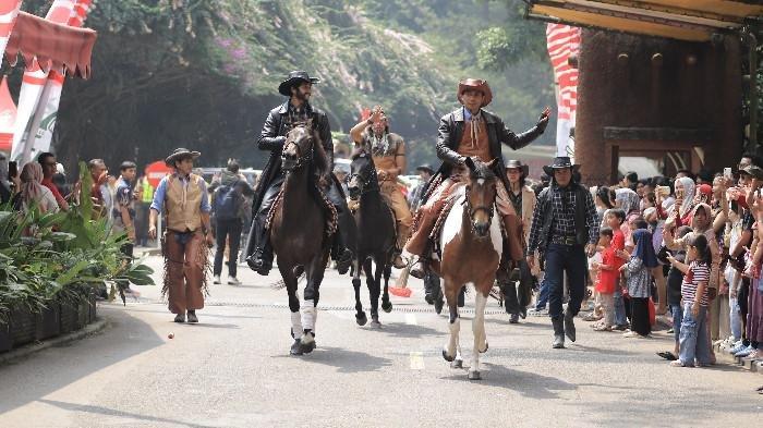 Menyambut Hari Ulang Tahun ke-80 Republik Indonesia, Taman Safari Bogor menghadirkan program spesial bertajuk The Forest Carnival yaitu parade satwa yang akan berlangsung pada tanggal 16–17 Agustus 2025.