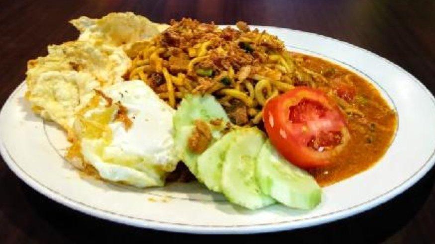 Mie Becek Si Dan.
