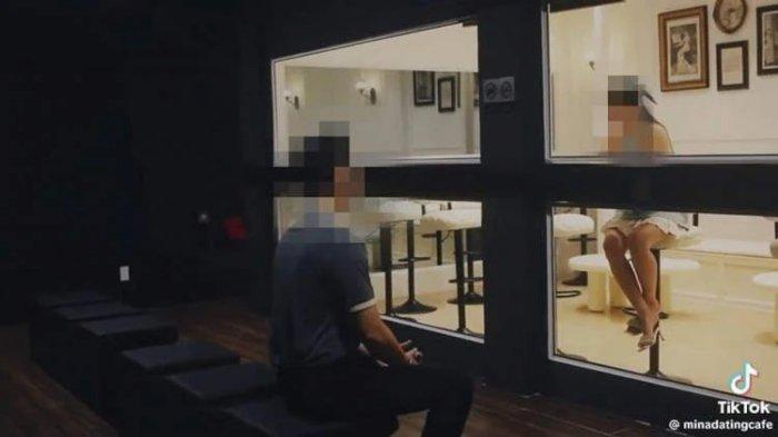 Mina Cafe Blind Date atau Kafe Mina yang disebut sebagai kafe kencan buta di Vietnam.