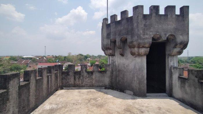 Minarets Classic Coffee, coffee shop unik di Sukoharjo berkonsep bangunan ala istana kerajaan, Selasa (7/11/2023).