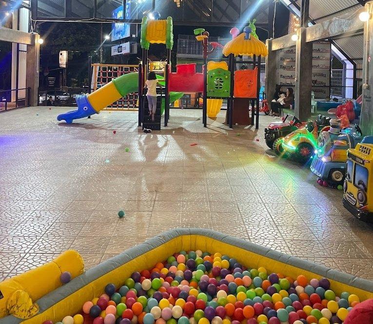 Mini Zone, satu wahana di Anyer Wonderland Banten.