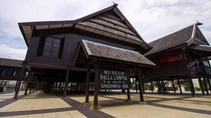 Museum Balla Lompoa, tempat wisata di Kabupaten Gowa, Sulawesi Selatan.