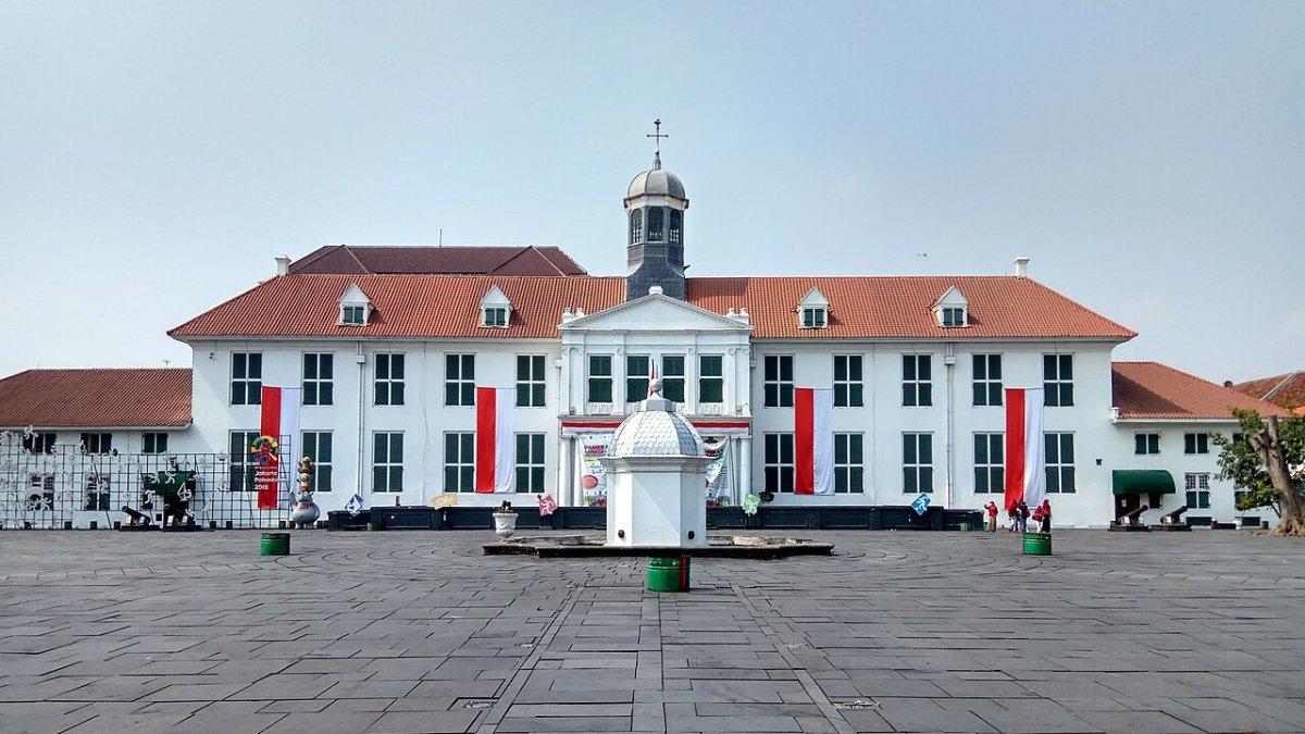 Museum Fatahillah, satu museum terbaik di Kota Tua Jakarta.