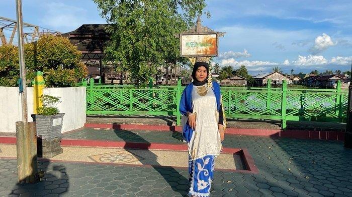 WASAKA-Museum Wasaka tidak hanya menjadi tempat penyimpanan sejarah, tetapi juga sebagai destinasi wisata yang unik dan edukatif. Museum ini terletak di tepi Sungai Martapura, Banjarmasin, dan menawarkan pengalaman berwisata yang berbeda dari tempat lain.