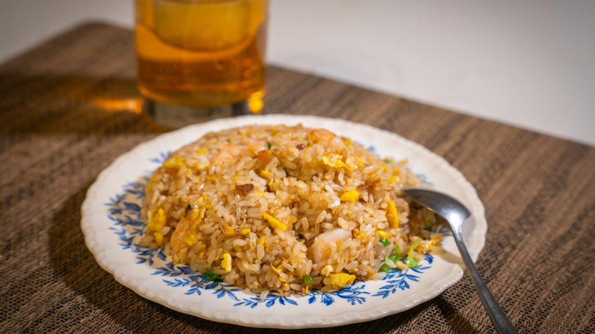 Nasi goreng telur buat sarapan