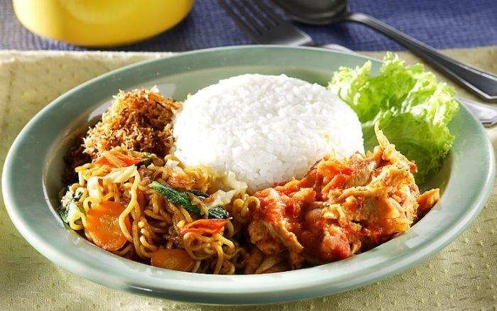 Nasi jinggo, makanan khas Bali.
