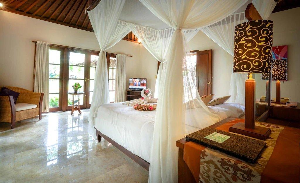 Natah Bale Villas, satu hotel bintang 4 dekat Pantai Sanur Bali yang memiliki rating 8.
