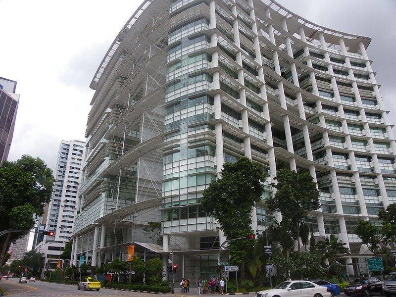 National Library, satu tempat wisata di Bugis Singapura.