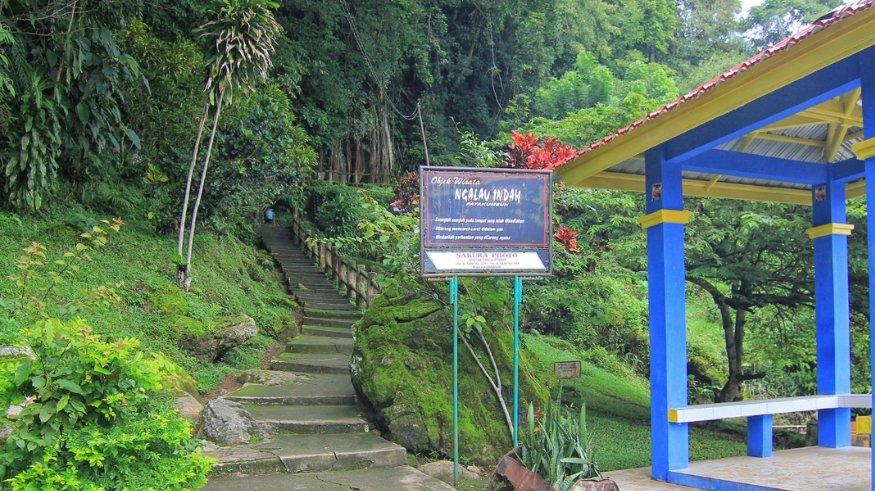 Ngalau Indah, tempat wisata hits di Payakumbuh.
