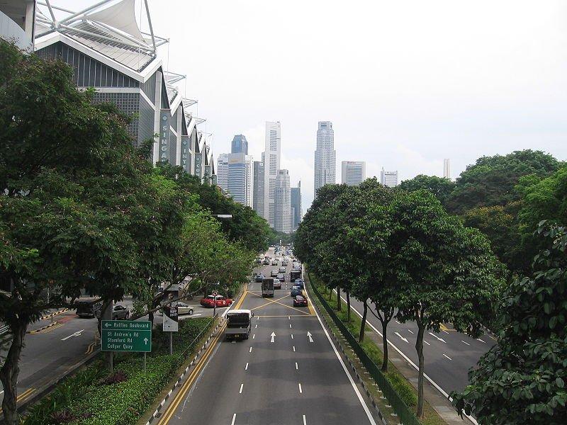 Nicoll Highway, satu tempat terbaik nonton kembang api tahun baru di Singapura.