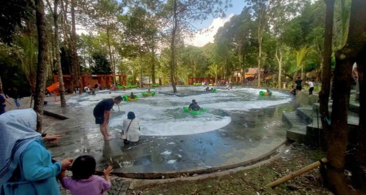 Nimo Jungle Hot Spring 1/7
