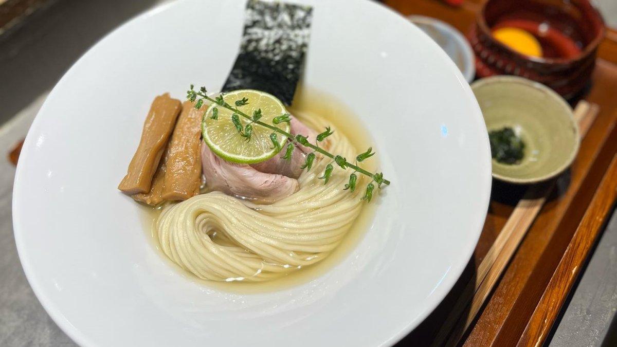 No Name Noodle, satu restoran terbaik di Bangkok Thailand yang paling sulit dikunjungi.