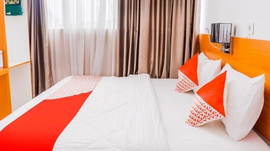 OYO 2199 Mandiri Guest House Syariah, hotel murah dekat Jam Gadang Bukittinggi.