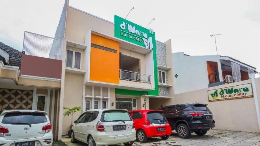 OYO 90193 D'waru Homestay Syariah.