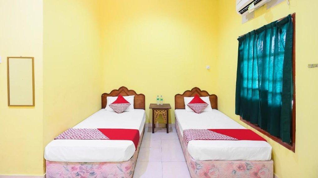 OYO 91839 Penginapan Sulthan Penyengat Syariah, satu hotel murah di Tanjungpinang Kepulauan Riau dengan tarif inap mulai Rp 50 ribuan.