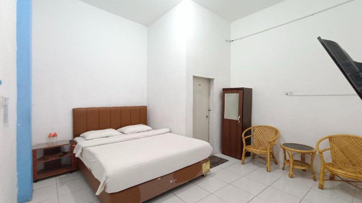 OYO 92207 Hotel Koperasi, satu hotel murah di Banda Aceh buat diinapi.