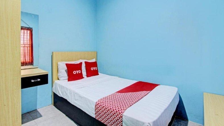 OYO 93209 Guest House Cemara 3.