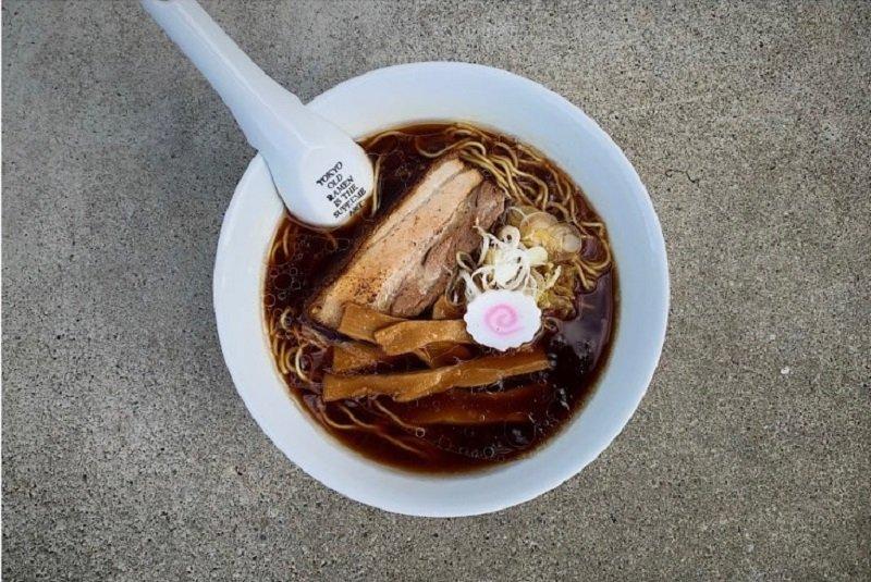Old Ramen, satu ramen enak di Tokyo Jepang buat sarapan.