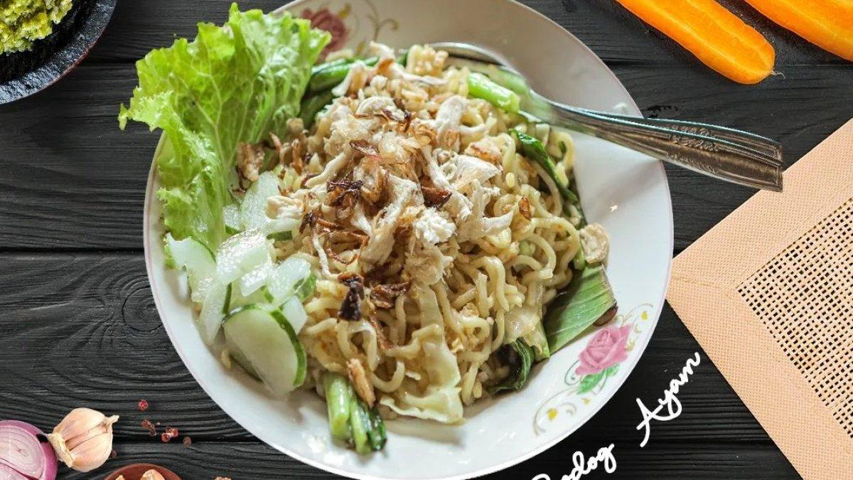 Omah Panderman, satu daya tarik dari Wisata Dusun Kuliner, Kota Batu Jawa Timur.