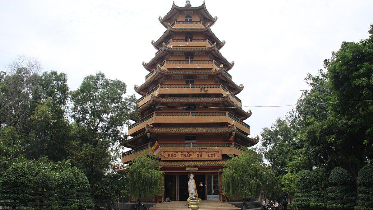 Pagoda Giác Lâm, satu tempat wisata terbaik di Saigon Vietnam.