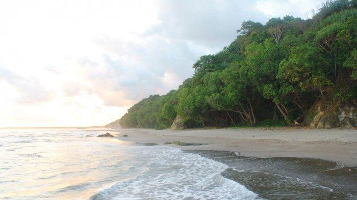 Pantai Karang Nini, Pangandaran, Jawa Barat