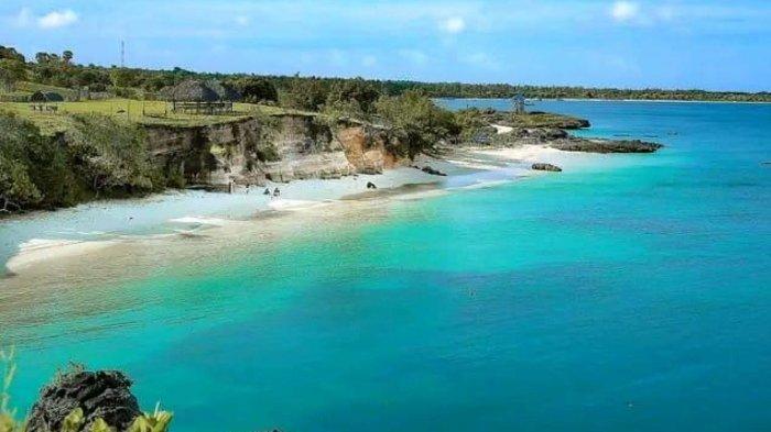 Keindahan Pantai Raemea di Kecamatan Sabu Timur, Kabupaten Sabu Raijua, Nusa Tenggara Timur (NTT) yang membius mata.