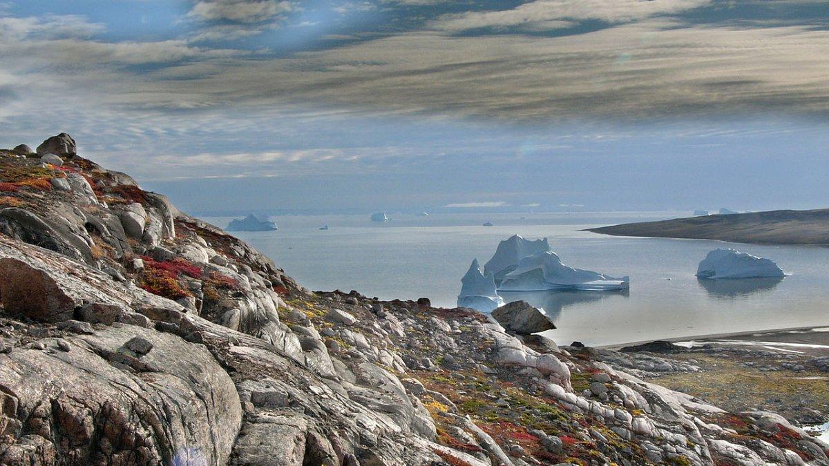 Pantai Timur Greenland, satu tempat paling tidak bisa dihuni manusia di Bumi yang harus kamu ketahui.