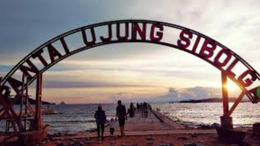 Pantai Ujung, Sibolga, Sumatera Utara.