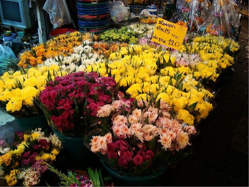 Pasar Bunga Pak Khlong, satu tempat wisata gratis di Bangkok Thailand.