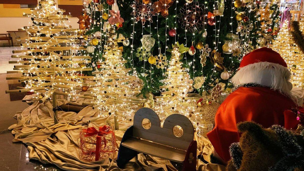 Pasar Natal Novotel Bangkok, satu pasar Natal di Bangkok Thailand buat belanja oleh-oleh.