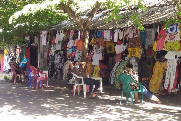 Pasar Seni Legian, satu tempat belanja oleh-oleh terbaik di Bali tahun 2025.