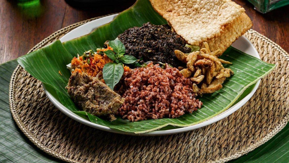 Pecel Solo Resto, satu sarapan enak di Solo.