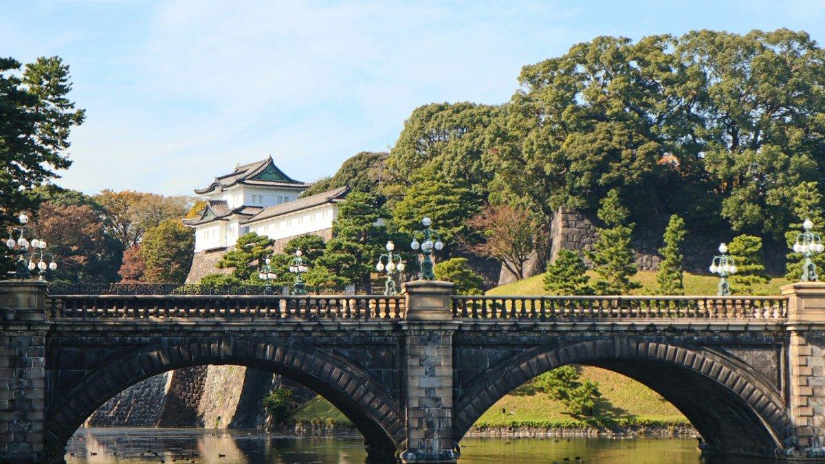 Pemandangan Istana Kekaisaran Jepang