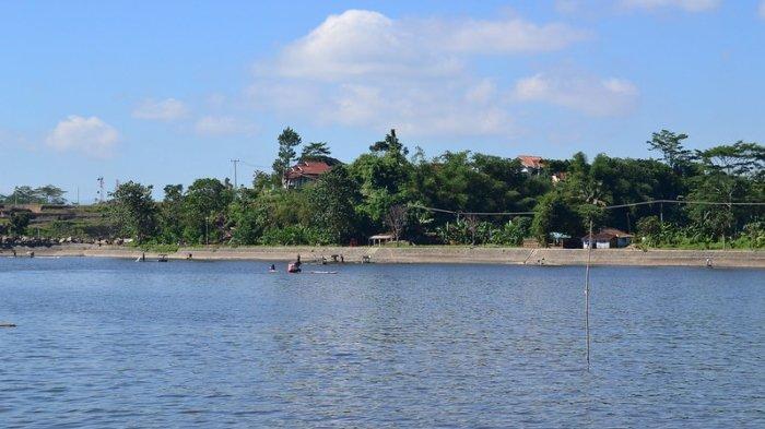 Pemandangan Situ Gede Tasikmalaya, Jawa Barat.