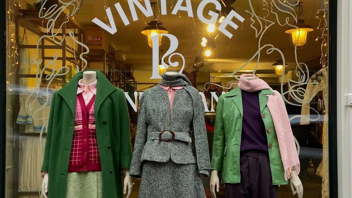 Penny Lane, satu tempat belanja terbaik di Amsterdam buat berburu oleh-oleh khas Belanda.